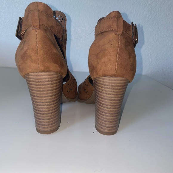 American eagle 8 1/2 - Picture 3 of 4